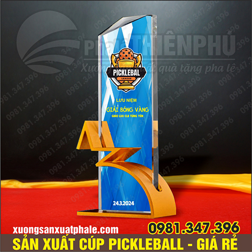 Cúp pickleball gắn bóng mini