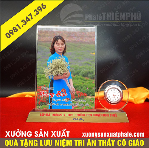 quà tặng cô