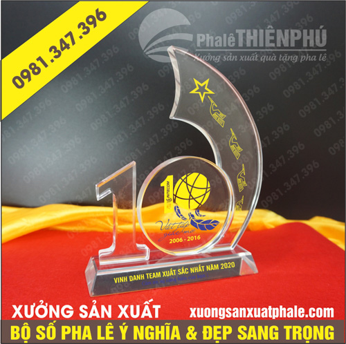 Bộ số pha lê 10 năm kỷ niệm công ty